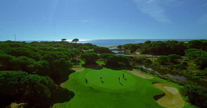 Las instalaciones del campo de Nuevo Portil albergaron esta prueba del Circuito Senior de la Real Federación Andaluza de Golf.