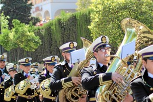 El acompañamiento musical corre a cuenta de la Banda de la Expiración.