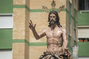 Cristo Resucitado recorrió las calles de sus barrios de la Hispanidad y Verdeluz