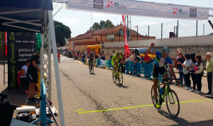 La carrera resultó bastante dura, con un trazado con subidas y bajadas continuas.