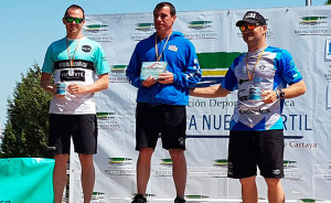 Rubén Gutiérrez en la tercera plaza del podio de su categoría.