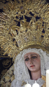 La Esperanza coronada.