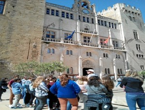 La onubense, en el  Ayuntamiento de Narbona durante una visita por la ciudad con alumnos españoles que estuvieron de intercambio.