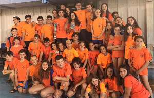 Componentes del Club Natación Huelva en el torneo celebrado en San Fernando.