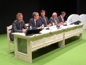 Momento de la inauguración del Congreso en el interior del Palacio de Congresos. 