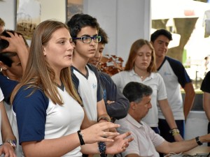 Los estudiantes han tenido la oportunidad de expresar sus dudas respecto al funcionamiento de un periódico. / Foto: Manu Rodríguez.