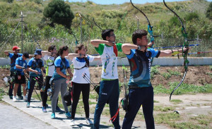 Álvaro Esteban, en primer término, durante una de las tiradas.