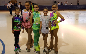 Representantes del Club Danzapatín en el Campeonato Provincial de Patinaje Artístico.