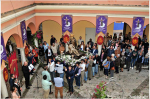 En el patio de Jovellanos.