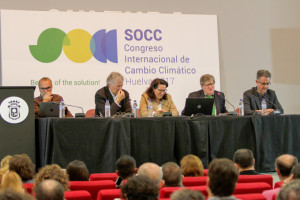 Desarrollo de la ponencia sobre áreas protegidas y cambio climático.