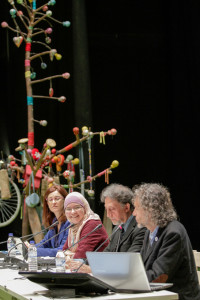 La fundadora de Green Creation, Arianne teen Veen, durante la ponencia "El papel de la educación y de las religiones" durante el SOCC 2017.