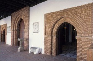 Imagen del patio interior del Santuario. / Foto: IAPH.