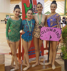 Paola, Clara, Ángela y Bella, en el podio.