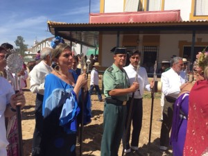 El coronel jefe de la Guardia Civil en Huelva, Ezequiel Romero, junto a los concejales onubenses Maria Villadeamigo y Enrique Gaviño. / Foto: MPD.