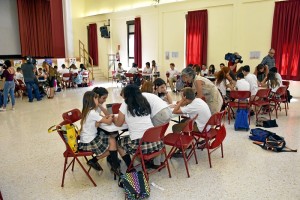 El Día del Donante se celebra hoy en el Colegio Santa Teresa de Jesús. /Foto: Manu Rodríguez. 