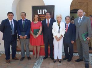 Foto de familia de los premiados.