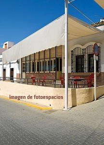 Fachada del Casino de Villanueva. / Foto: Fotoespacios. 