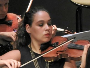 Claudia Alcántara aspira a seguir formándose y disfrutando d el música. 