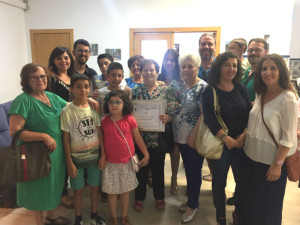 Rocío estuvo arropada por toda su familia y conocidos en este merecido homenaje.