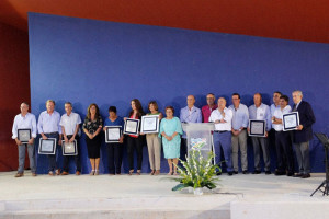 Foto de familia de la Gala 25 aniversario.