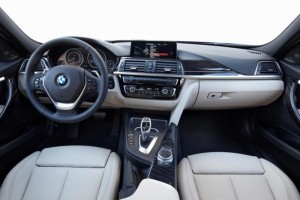 Interior del BMW 316 Berlina Advantage.