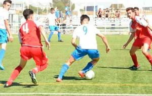 El delantero Dani Muñoz, nuevo jugador del San Roque de Lepe. / Foto: @SanRoqueLepe.