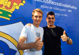 Sergio González y Diego Jiménez fueron presentados en El Velódromo. / Foto: @recreoficial.