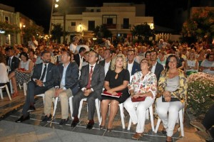 La Plaza del Cabildo acogió a un gran número de público. 