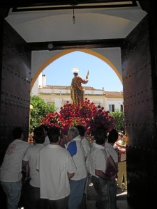 La Asociación Piadosa de San Bartolomé vive intesamente el día del Patrón.