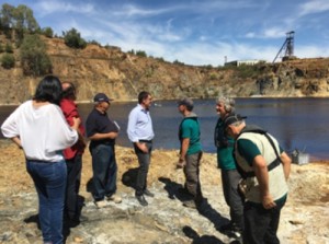 Técnicos del proyecto, en una visita al emplazamiento. / Foto: Asociación Herrerías.