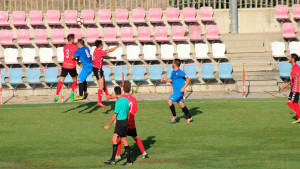 Difícil papeleta se le presenta al Cartaya en el estadio de Chapín en Jerez.