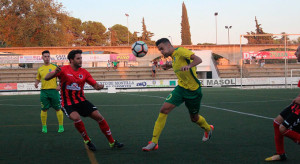 Punto muy trabajado el que consiguió el Cartaya en su visita al Montilla. / Foto: Montilla CF.