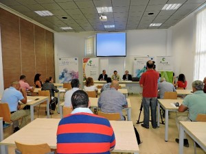 Un momento de la jornada informativa celebrada en el Centro Tecnológico Adesva, ubicado en Lepe.