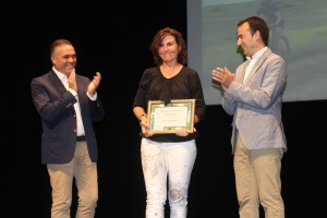 La veterana atleta palmerina, Petri Pérez Bebián, recibió el galardón al mérito deportivo.