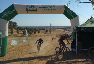 emocionantes y competidas. / Foto: Federación Andaluza de Ciclismo.