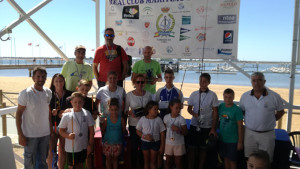 Los ganadores de los diversos concursos de pesca celebrados con motivo de la fiesta de la Virgen de la Cinta.