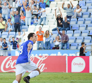 Boris celebra el gol que, a la postre, dio la victoria al Recre. / Foto: Pablo Sayago.