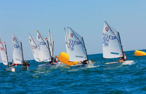 Un total de 82 barcos participan en la X Regata Concesionario.