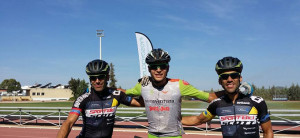 Podio masculina en la prueba ciclista celebrada en Nerva. / Foto: Federación Andaluza de Ciclismo.