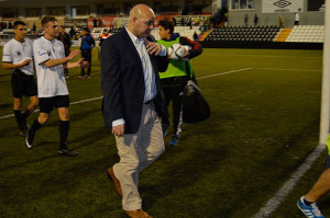 Cándido Rosado, ya es de manera oficial nuevo entrenador del San Roque. / Foto: @SanRoqueLepe.