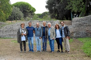 Se trata de los primeros vestigios conocidos de esta imponente obra portuaria que enmarcaba el acceso al interior del puerto hexagonal de Trajano