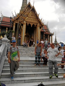 Nos confiesa que está viviendo una experiencia muy enriquecedora a nivel personal. En la imagen, en el Gran Palacio Real, en Bangkok.