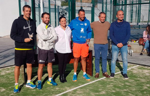 Los campeones en la categoría masculina en el torneo de pádel celebrado en Almonte.