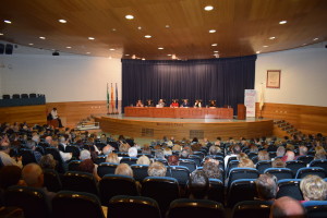 Acto de apertura del curso 2017-2018 del 'Aula de la Experiencia' de la Universidad de Huelva.