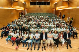 Los niños y niñas almonteños se hacen oír en un encuentro regional de consejos municipales de infancia.