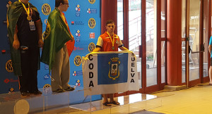 Fernando Delgado en el podio tras la prueba en la que fue tercero.