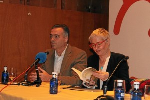 La escritora Anna Grau defiende la lectura del Quijote en su charla en La Palma.