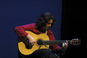 El guitarrista José Luis de la Paz.