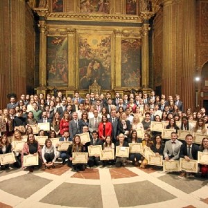 Foto de familia del acto. / Foto: Universidad de Sevilla. 