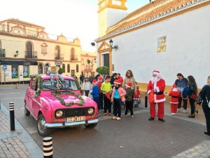 Papa Noel llega a Lucena del Puerto.